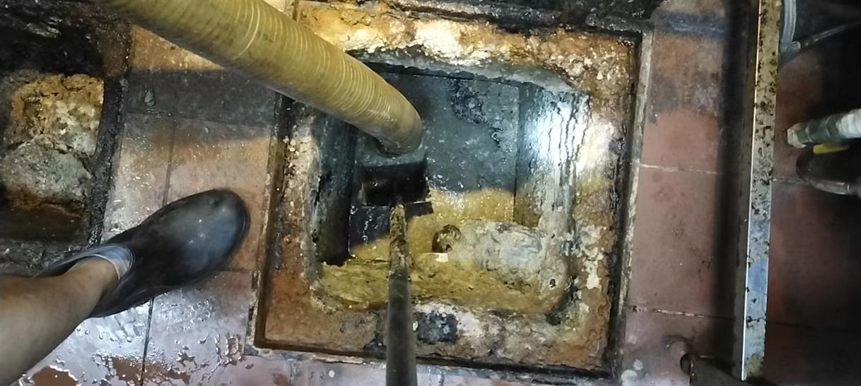 金川污水池清理一般都有毒气，怎么预防中毒呢？